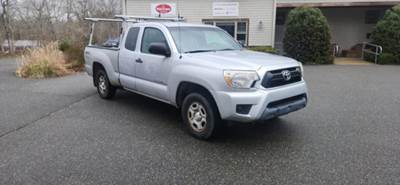 Toyota TACOMA EXT CAB Truck