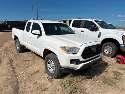 Toyota TACOMA EXT CAB Truck