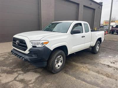 Toyota TACOMA SR5 EXT CAB 4WD Truck