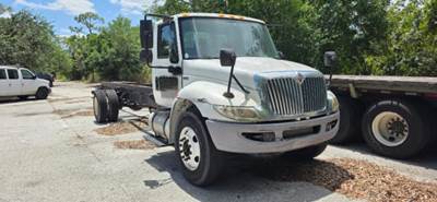 International 4300 Roll Off Truck