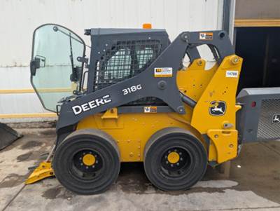 John Deere 318G Track Skid Steer