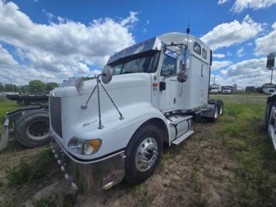International 9200 Sleeper Semi Truck