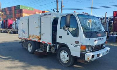 GMC W5S042 Sweeper Truck