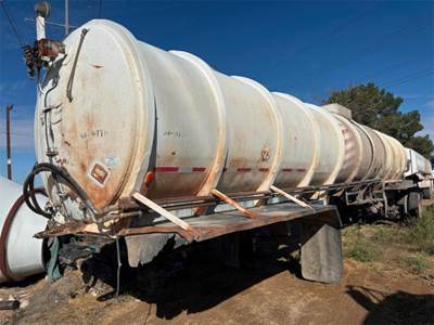 Fruehauf Tank Trailer