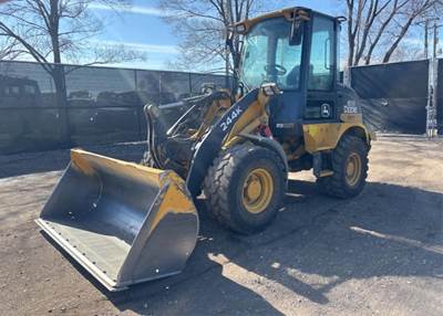 John Deere 244K Wheel Loader