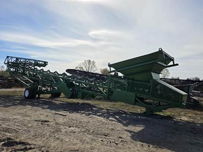 McCloskey 30x80 Conveyor