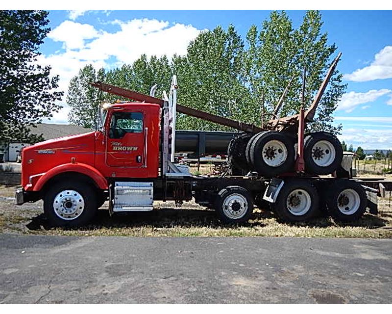 Kenworth T800 Logging Truck