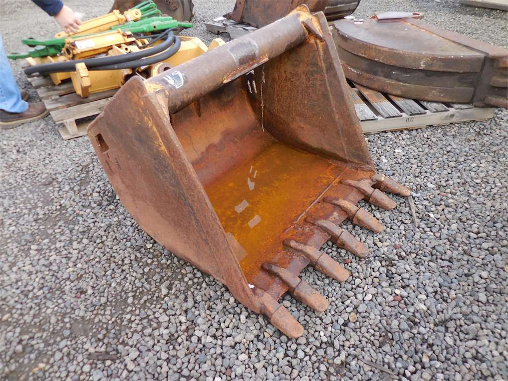 WainRoy Bucket For Sale Central Point, OR 10622