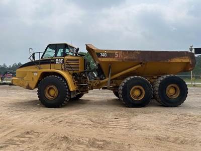 Caterpillar 740 Articulated Truck