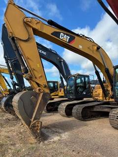 Caterpillar 330FL Excavator
