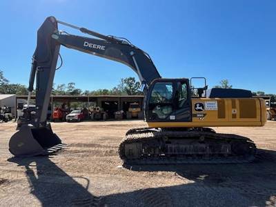John Deere 350 P-TIER Excavator