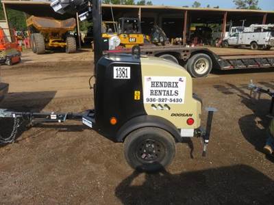 Doosan LCV6 Light Tower