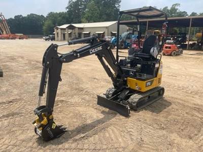 John Deere 17G Mini Excavator