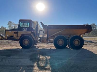Caterpillar D250E II Off-Highway Truck