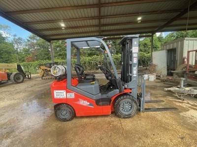 HELI CPYD25 Pneumatic Tire Forklift