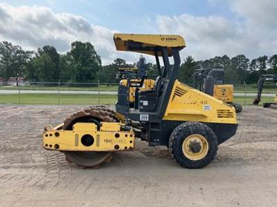 BOMAG BW145D-40 Smooth Drum Roller Compactor
