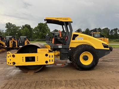 BOMAG BW211D-50 Smooth Drum Roller Compactor
