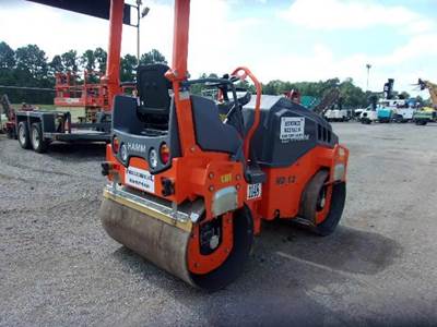 Hamm HD12VV Smooth Drum Roller Compactor