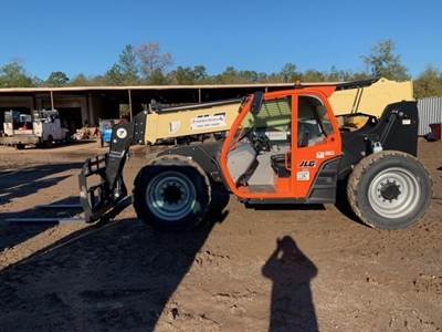 JLG 742 Telehandler