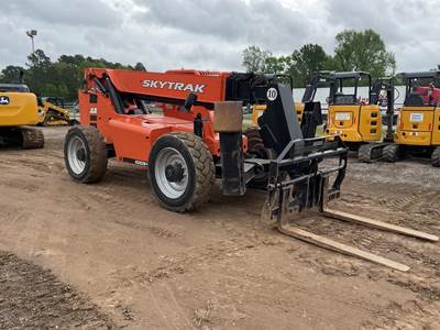 SkyTrak 10054 Telehandler