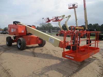 JLG 600S Telescopic Boom Lift - 60ft Working Height, 500lb Capacity