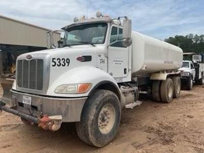 Peterbilt 348 Water Truck