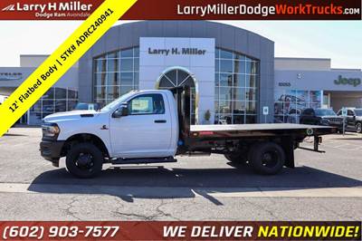RAM 3500 Tradesman Flatbed Truck - 6 Speed Automatic