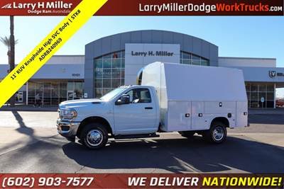 RAM 3500 Tradesman Flatbed Truck - 6 Speed Automatic