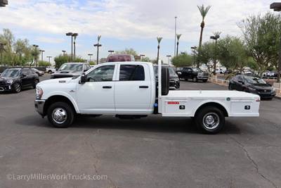 RAM 3500 Tradesman Flatbed Truck - 350HP, 8 Speed Automatic