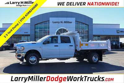 RAM 3500 Tradesman Flatbed Truck - 6 Speed Automatic