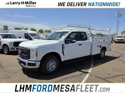 Ford F-250 Mechanic / Service Truck - 6.8L, 405HP, 10 Speed Autoshift Automatic
