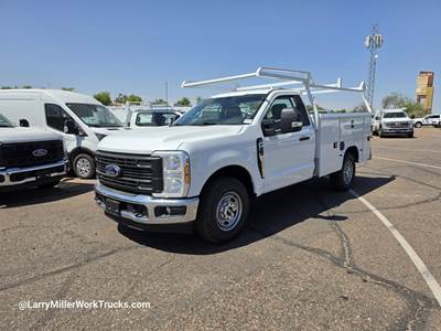 Ford F-250 Mechanic / Service Truck - 6.8L, 405HP, 10 Speed Autoshift Automatic