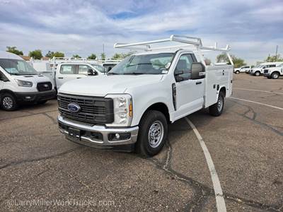 Ford F-250 Mechanic / Service Truck - 6.8L, 405HP, 10 Speed Autoshift Automatic