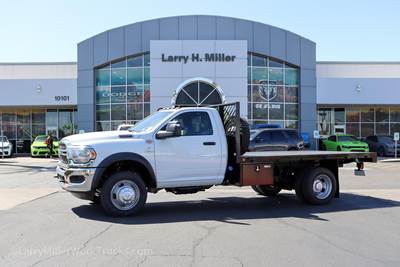 RAM 5500 Tradesman Mechanic / Service Truck - 6 Speed Automatic
