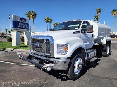 Ford F-750 2000 Gallon Water Truck - 6.7L POWER STROKE 300HP, 6 Speed Autoshift Amt