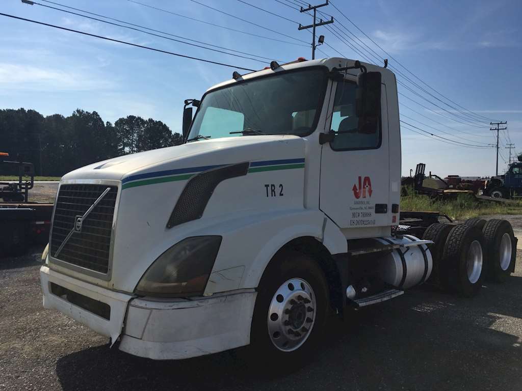 2005 Volvo Day Cab Truck For Sale Montgomery, AL 9014453 2005 Volvo Day Cab Truck For Sale Montgomery, AL 9014453
