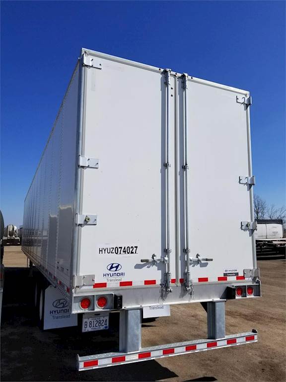 2020 Hyundai 53 ft Dry Van Trailer Swing Door, Air Ride, Sliding Axle