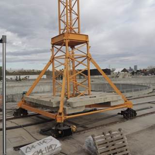 Unmarked 130HC All Terrain Crane