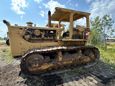 1972 Caterpillar D8H Dozer