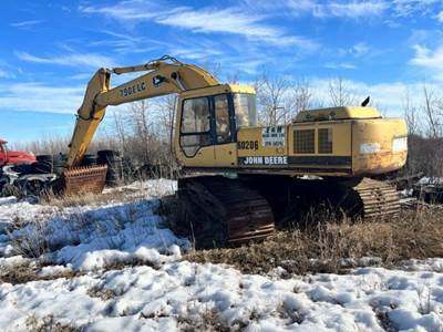 John Deere 790E LC Excavator