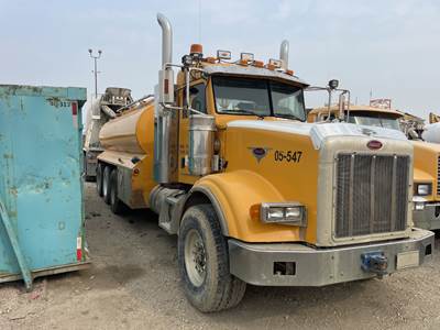 2005 Peterbilt 378 Fuel & Lube Truck