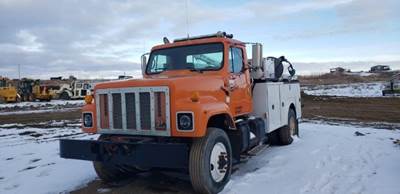2000 International 2554 4X2 Service Truck Body