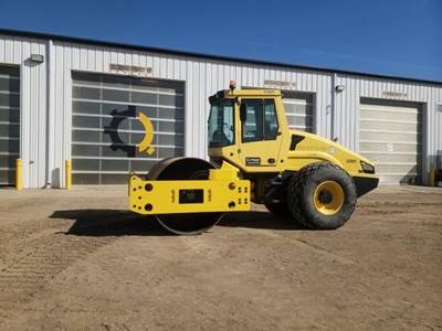 2015 BOMAG BW211D-50 Smooth Drum Roller Compactor