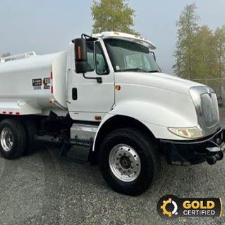2008 International 8600 - 4000 Gallon Water Truck