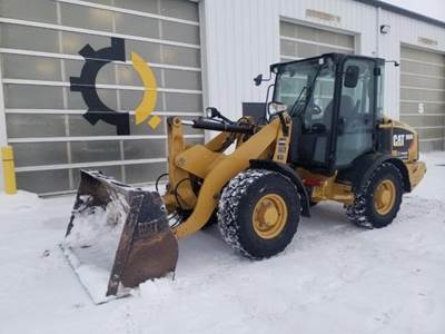 2017 Caterpillar 906M Wheel Loader