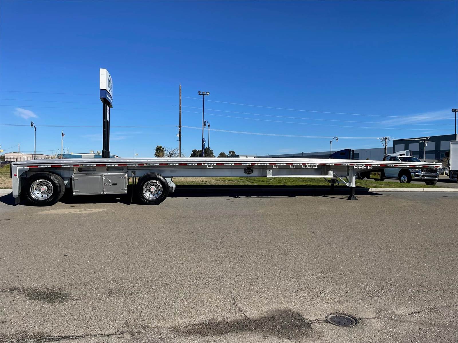 2023 MAC 48x102 Aluminum Flatbed Trailer Fixed Axle For Sale