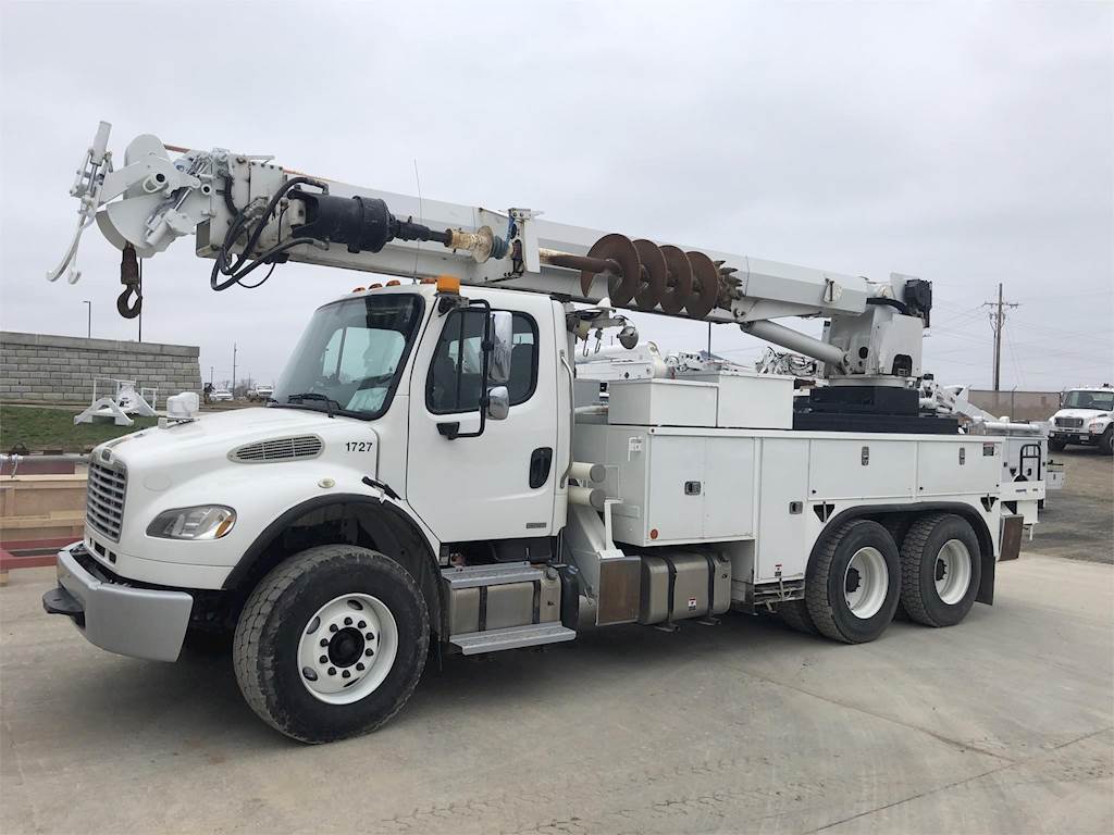 2011 Freightliner M2 106 Tandem Axle Digger Derrick Truck Altec