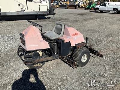 2003 Jacobsen Groom Master Three Wheeled Bunker/Infield Groomer