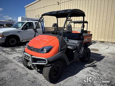 2019 Kubota RTV400I-H 4x4 Yard Cart