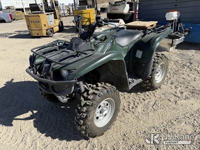 2011 Yamaha Grizzly YFM550FWAD 4 Wheel All-Terrain Vehicle